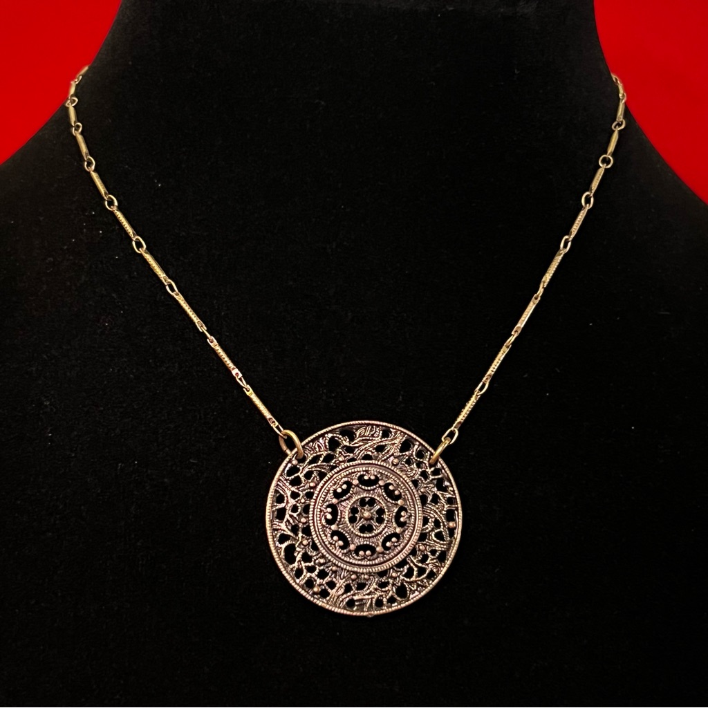Axcess By Liz Claiborne Vintage Necklace